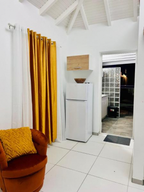 Bungalow cosy Mon petit Diamant avec piscine privé